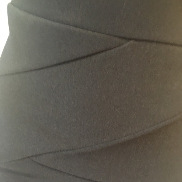 Honey And Rosie Bodycon Dress - Picture 5 of 13